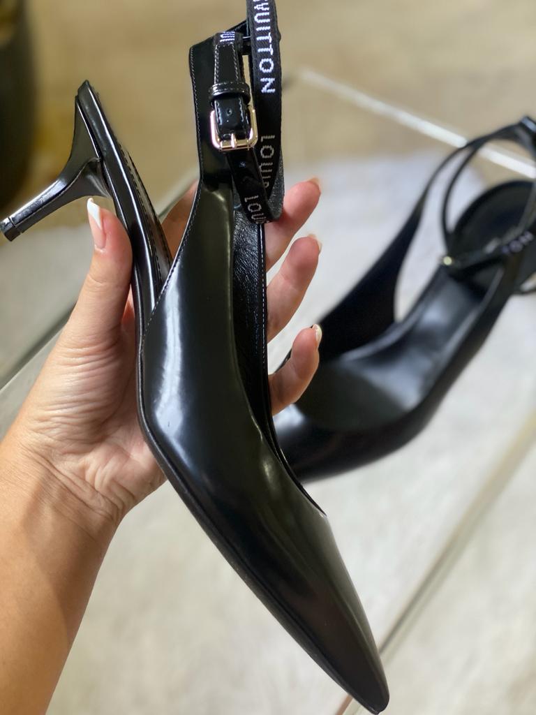 LOUIS VUITTON black leather sandal heels